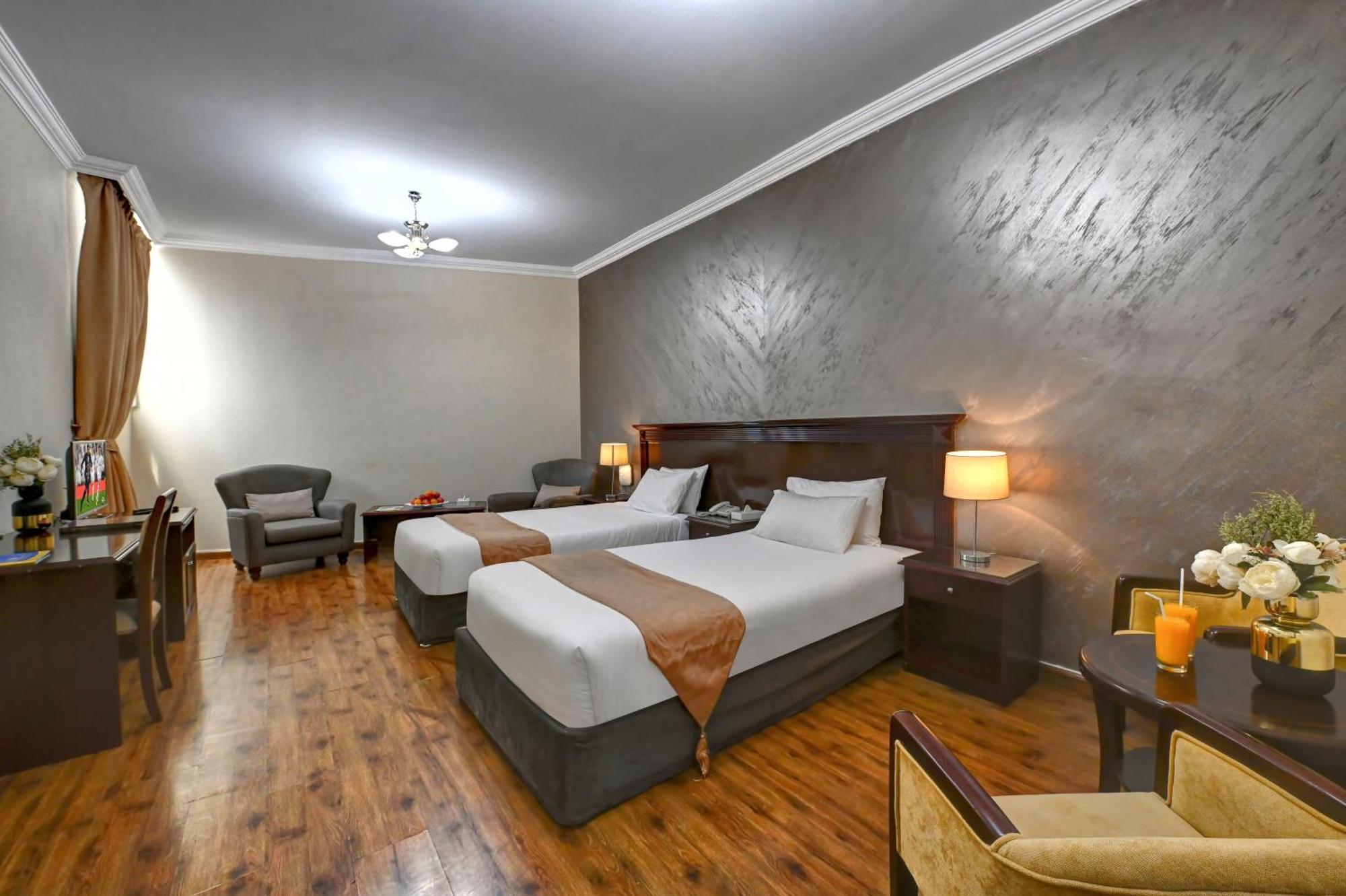 Al Bustan Hotel Sharjah Exterior foto